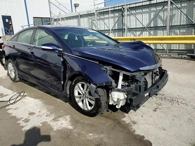 2014 Hyundai Sonata - Image 14