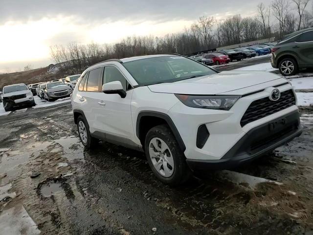 2019 Toyota RAV 4 - Image 12