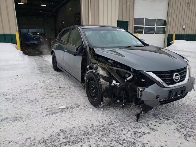 2016 Nissan Altima - Image 10