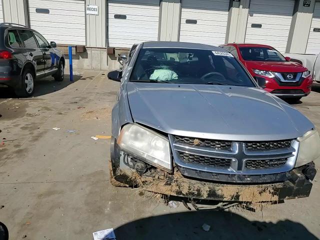 2011 Dodge Avenger - Image 11