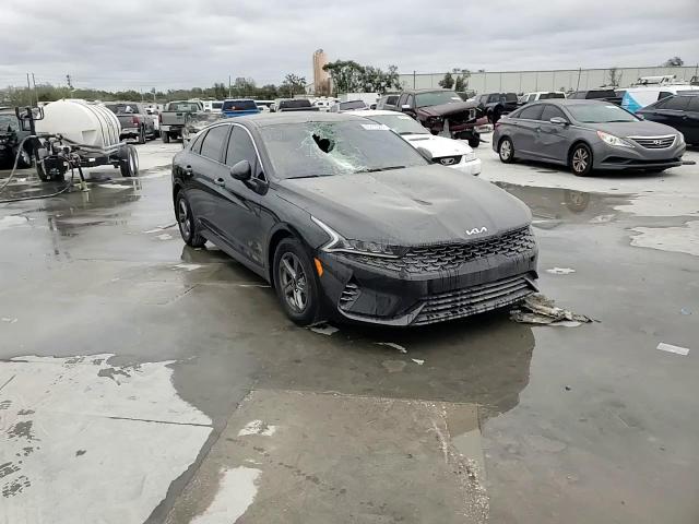 2023 Kia K5 - Image 10