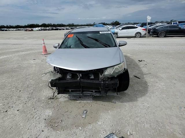 2014 Toyota Camry - Image 10