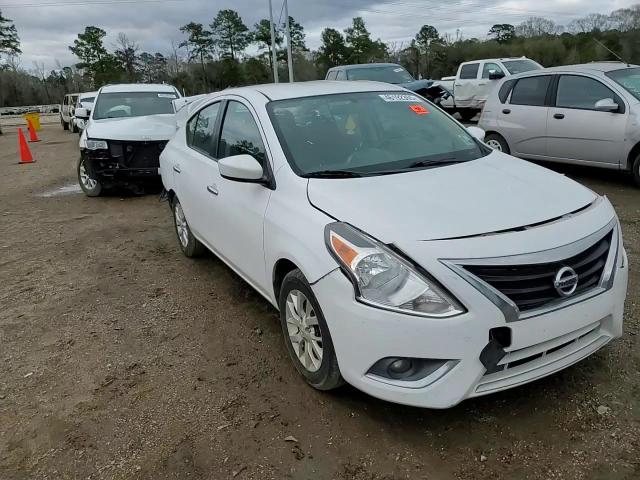2018 Nissan Versa - Image 11