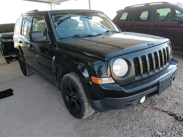2014 Jeep Liberty (Patriot) - Image 12