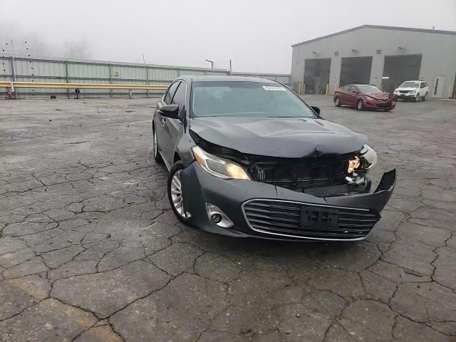 2013 Toyota Avalon - Image 13
