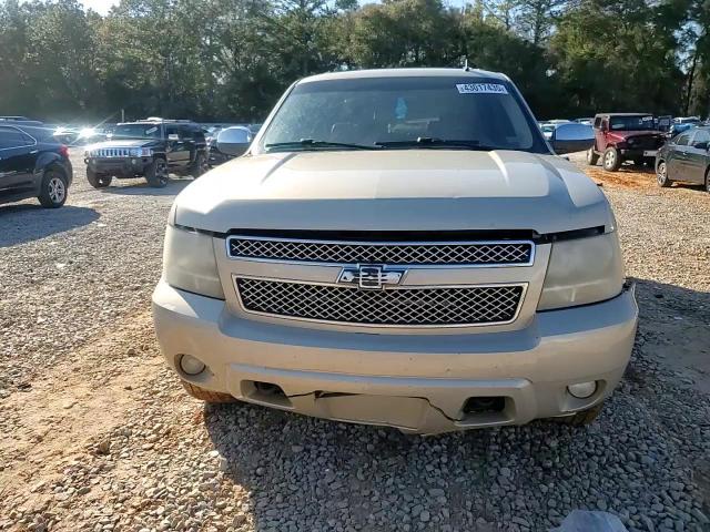 2010 Chevrolet Tahoe - Image 12