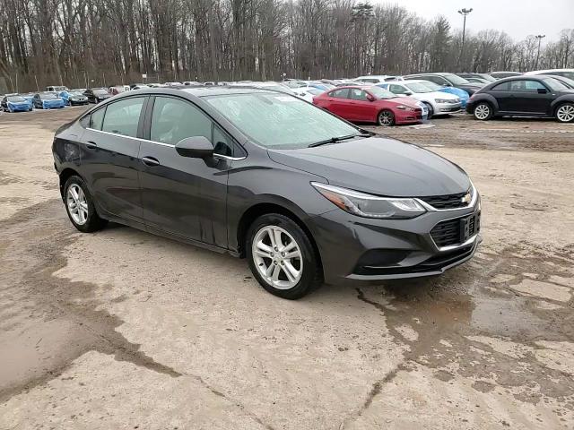 2016 Chevrolet Cruze - Image 14
