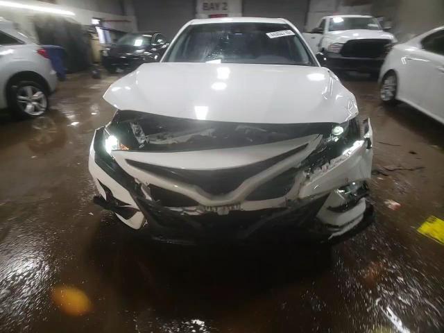 2022 Toyota Camry - Image 13