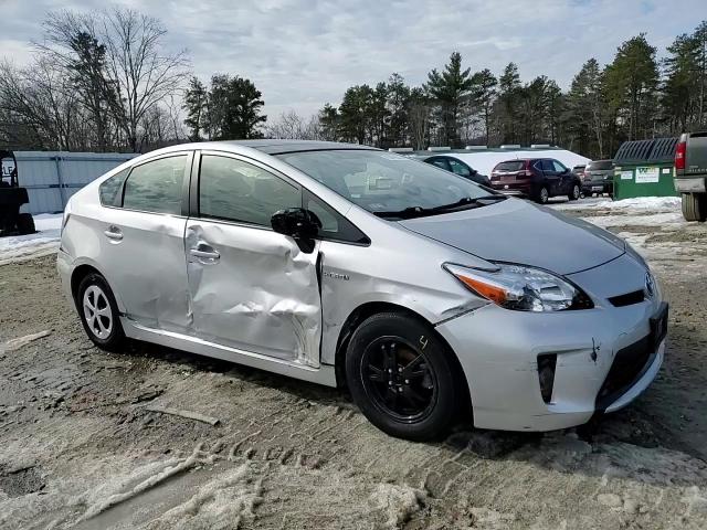 2015 Toyota Prius - Image 11