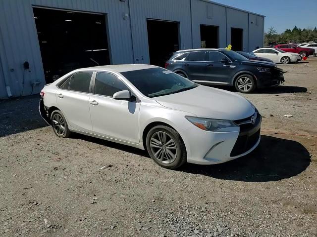 2017 Toyota Camry - Image 10