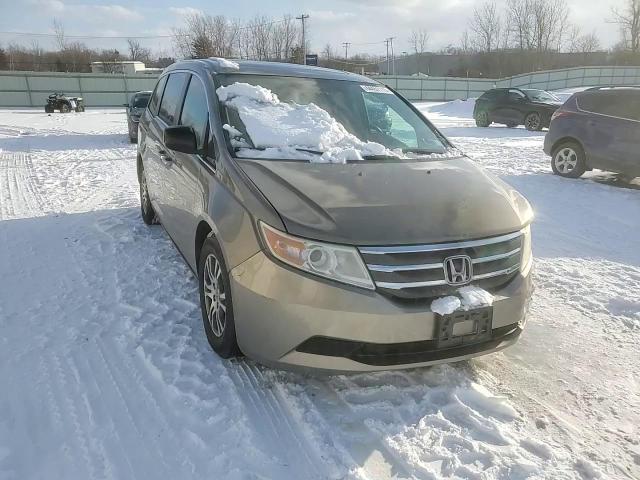 2013 Honda Odyssey - Image 12