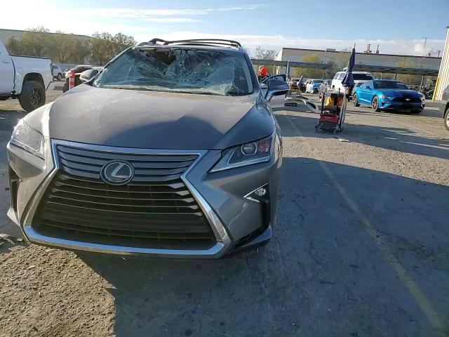 2018 Lexus RX - Image 11