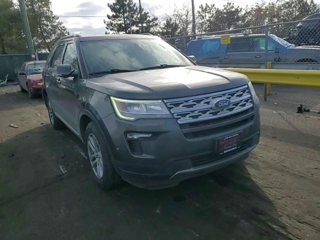 2019 Ford Explorer - Image 12