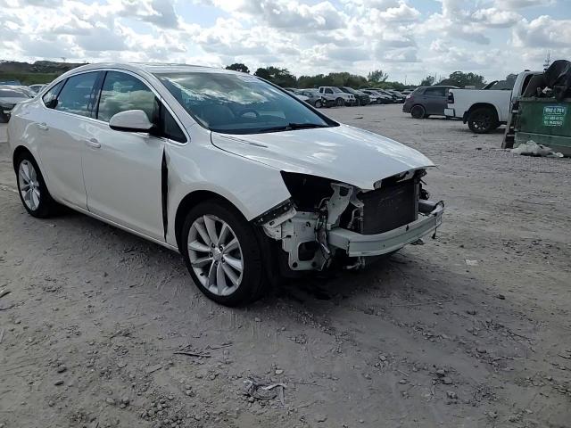 2015 Buick Verano - Image 14