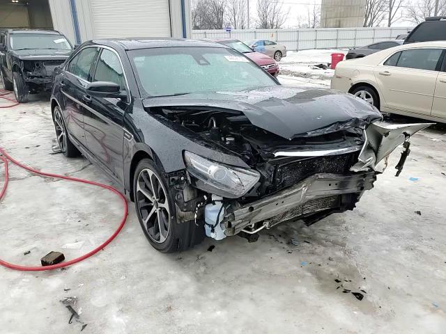 2016 Ford Taurus - Image 13