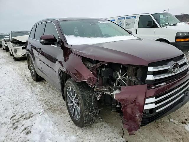 2019 Toyota Highlander - Image 11