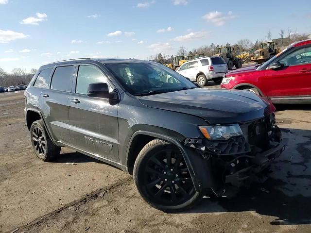 2019 Jeep Grand Cherokee - Image 11