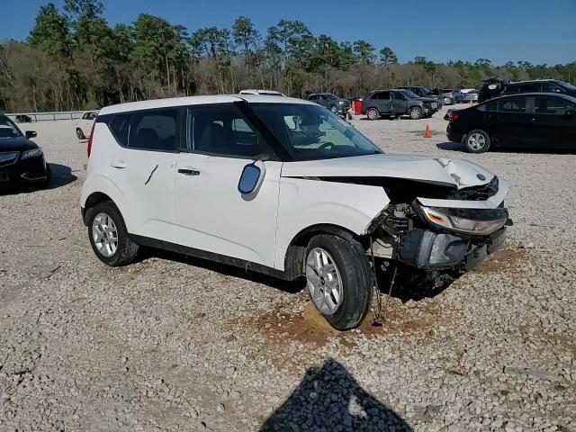2020 Kia Soul - Image 14