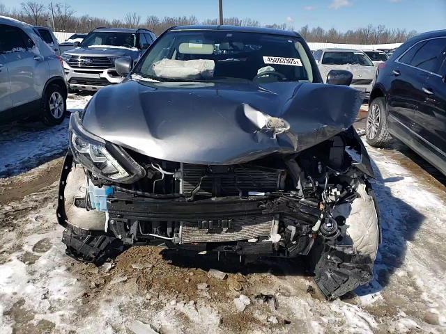 2018 Nissan Rogue - Image 15