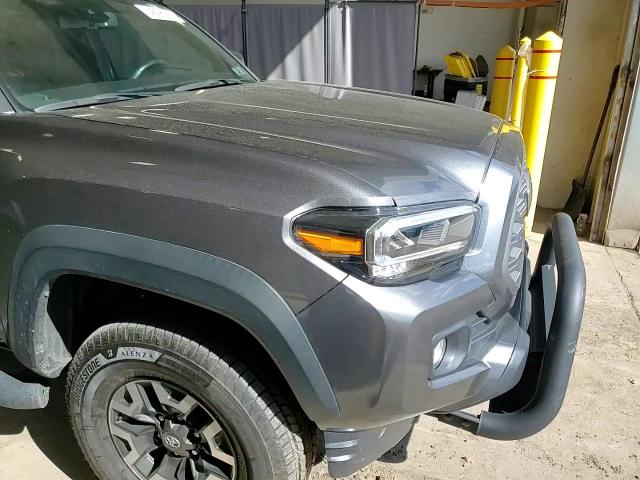 2020 Toyota Tacoma - Image 13