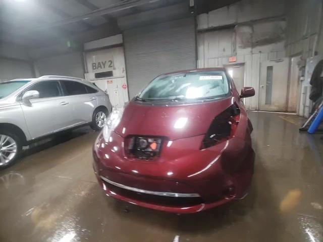 2017 Nissan Leaf - Image 14