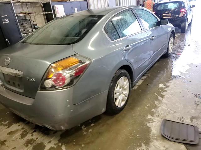 2012 Nissan Altima - Image 11