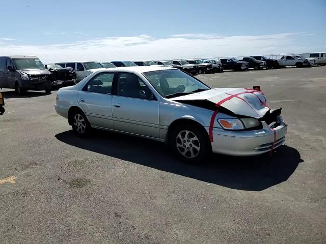 2000 Toyota Camry - Image 10