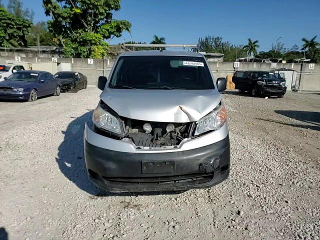 2013 Nissan NV - Image 15