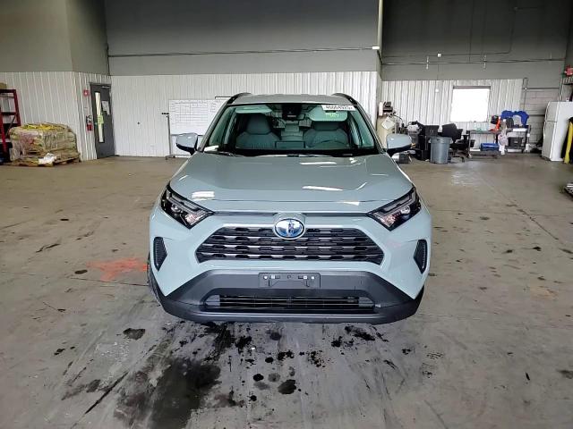 2023 Toyota RAV 4 - Image 11