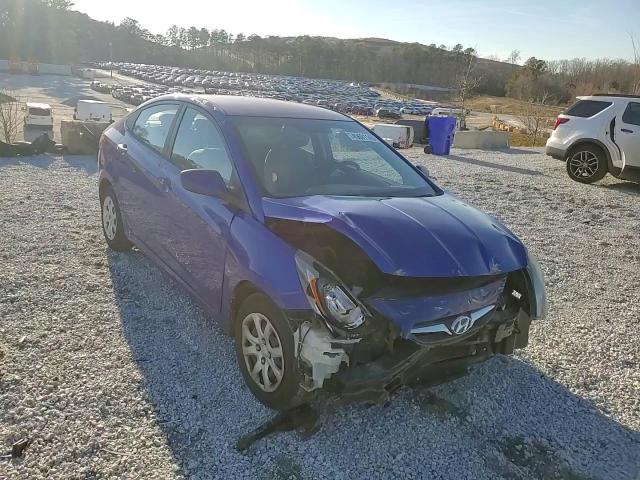 2013 Hyundai Accent - Image 11