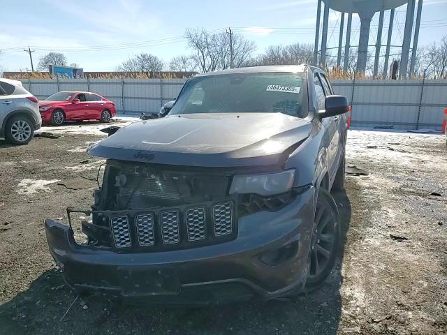 2018 Jeep Grand Cherokee - Image 11