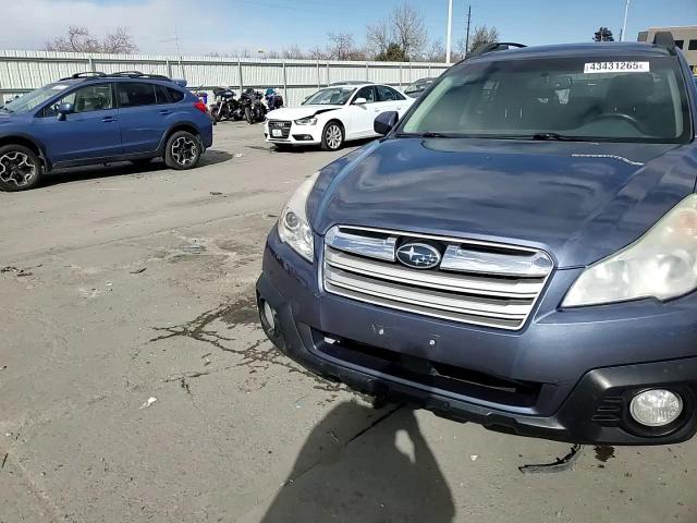 2013 Subaru Outback - Image 14