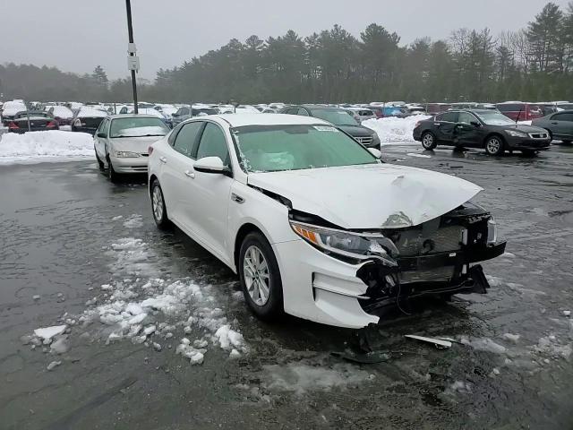2018 Kia Optima - Image 10