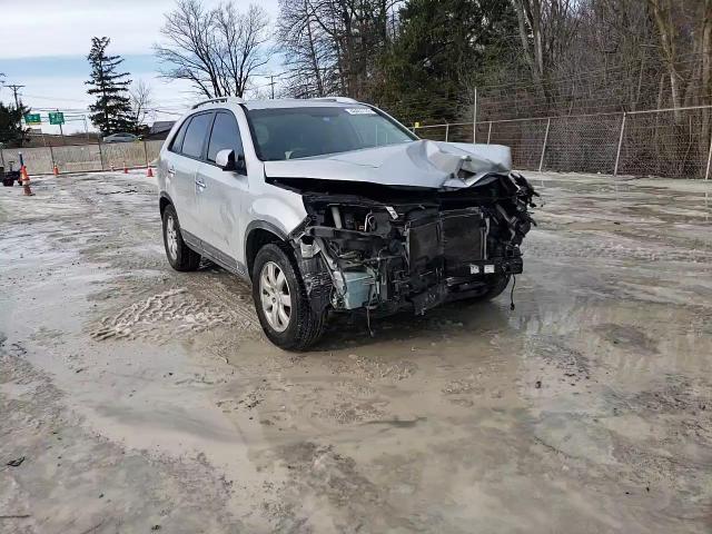 2011 Kia Sorento - Image 12
