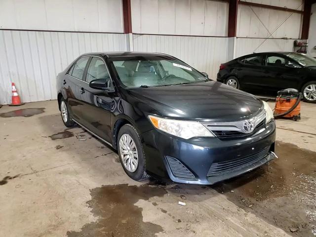2012 Toyota Camry - Image 14