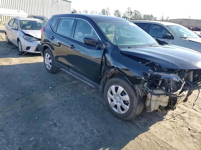 2018 Nissan Rogue - Image 11