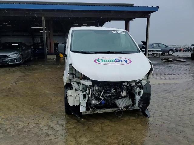 2015 Nissan NV - Image 11
