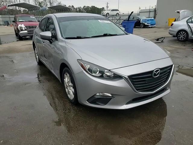 2015 Mazda 3 - Image 13