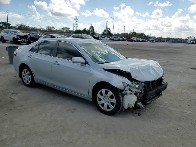 2007 Toyota Camry - Image 10