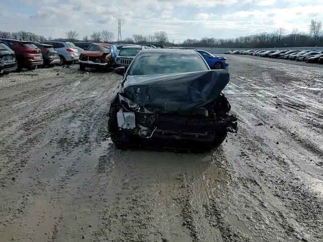 2016 Toyota Camry - Image 13