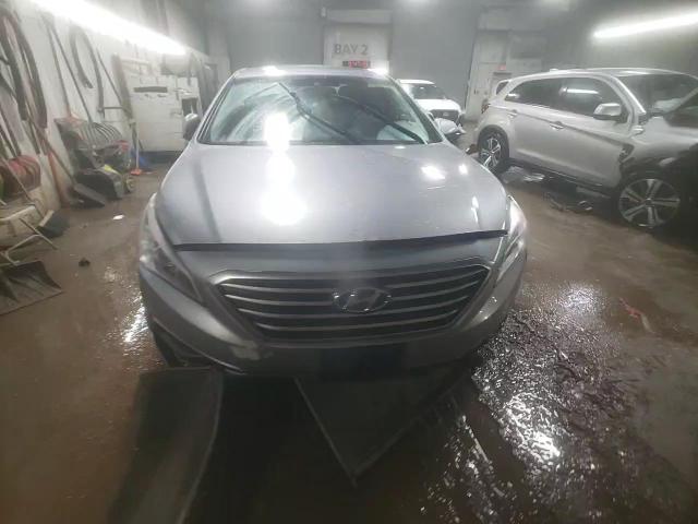 2016 Hyundai Sonata - Image 13
