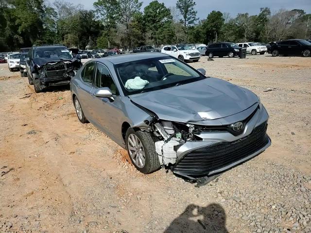 2018 Toyota Camry - Image 11