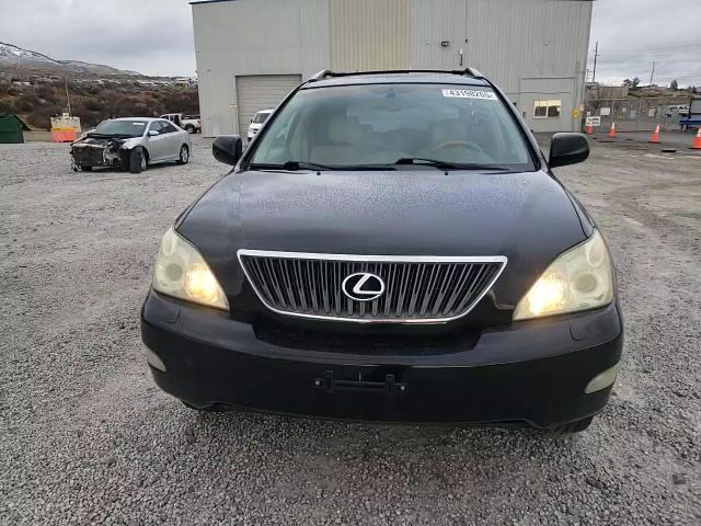 2005 Lexus RX - Image 12