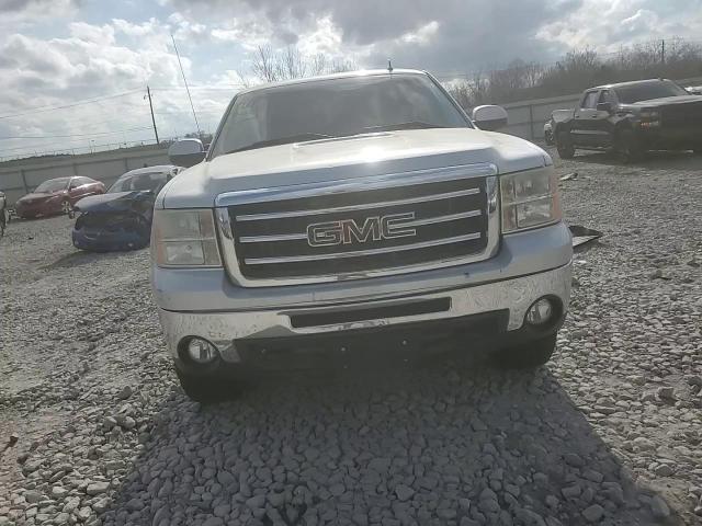 2012 GMC Sierra - Image 10