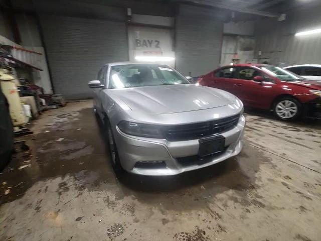 2016 Dodge Charger - Image 13