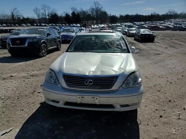 2006 Lexus LS - Image 10