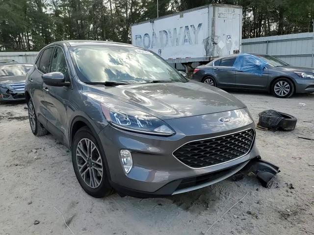 2022 Ford Escape - Image 11