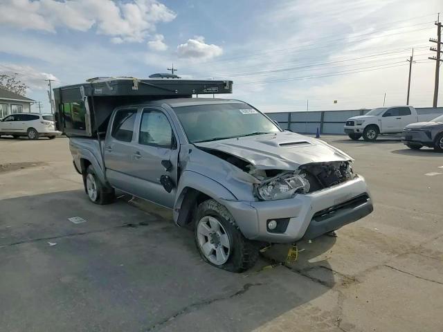 2014 Toyota Tacoma - Image 11