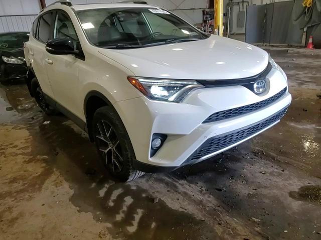 2018 Toyota RAV 4 - Image 15
