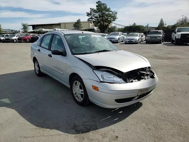 2001 Ford Focus - Image 10